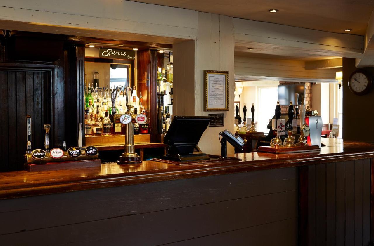 Ye Olde Talbot Hotel By Greene King Inns Worcester Bagian luar foto